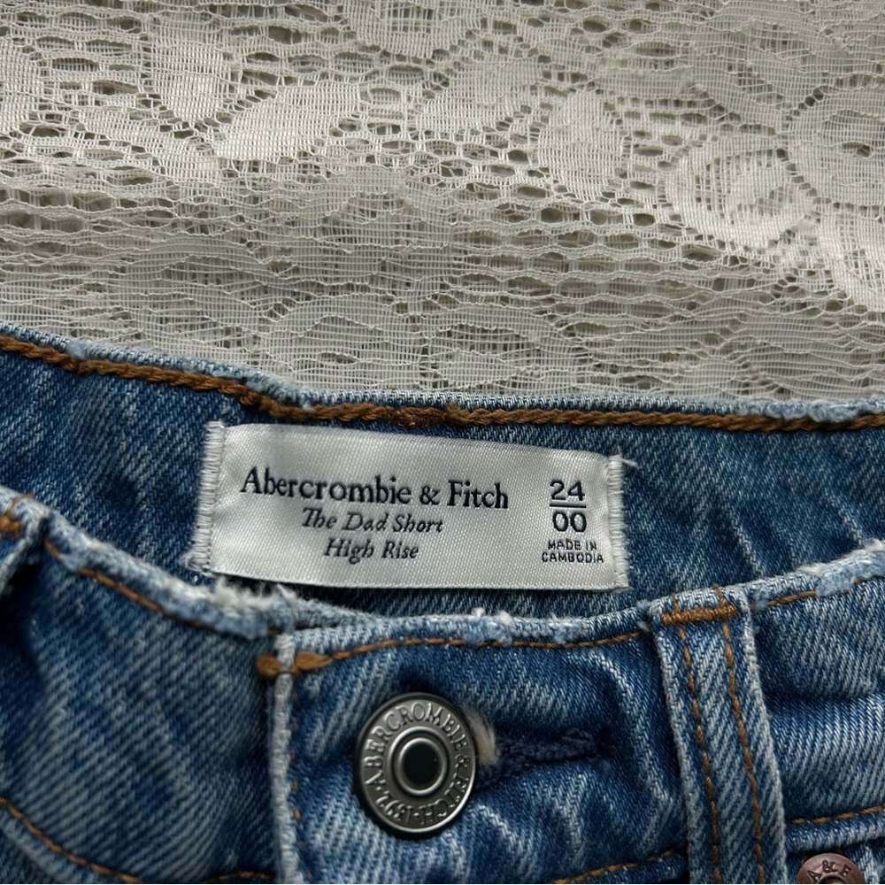 Abercrombie Curve Love High Rise Dad Short 00/24 denim Jean shorts - Picture 4 of 10